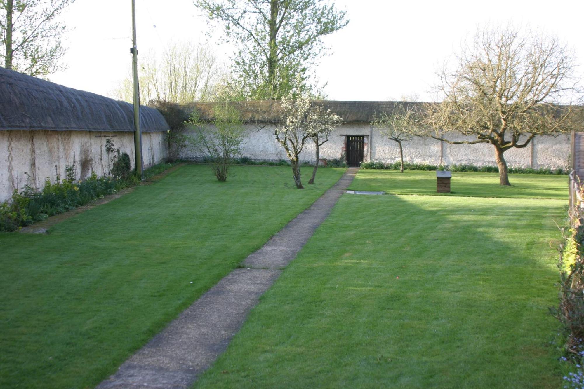 The Old Stables Self Catering Salisbury Exterior foto
