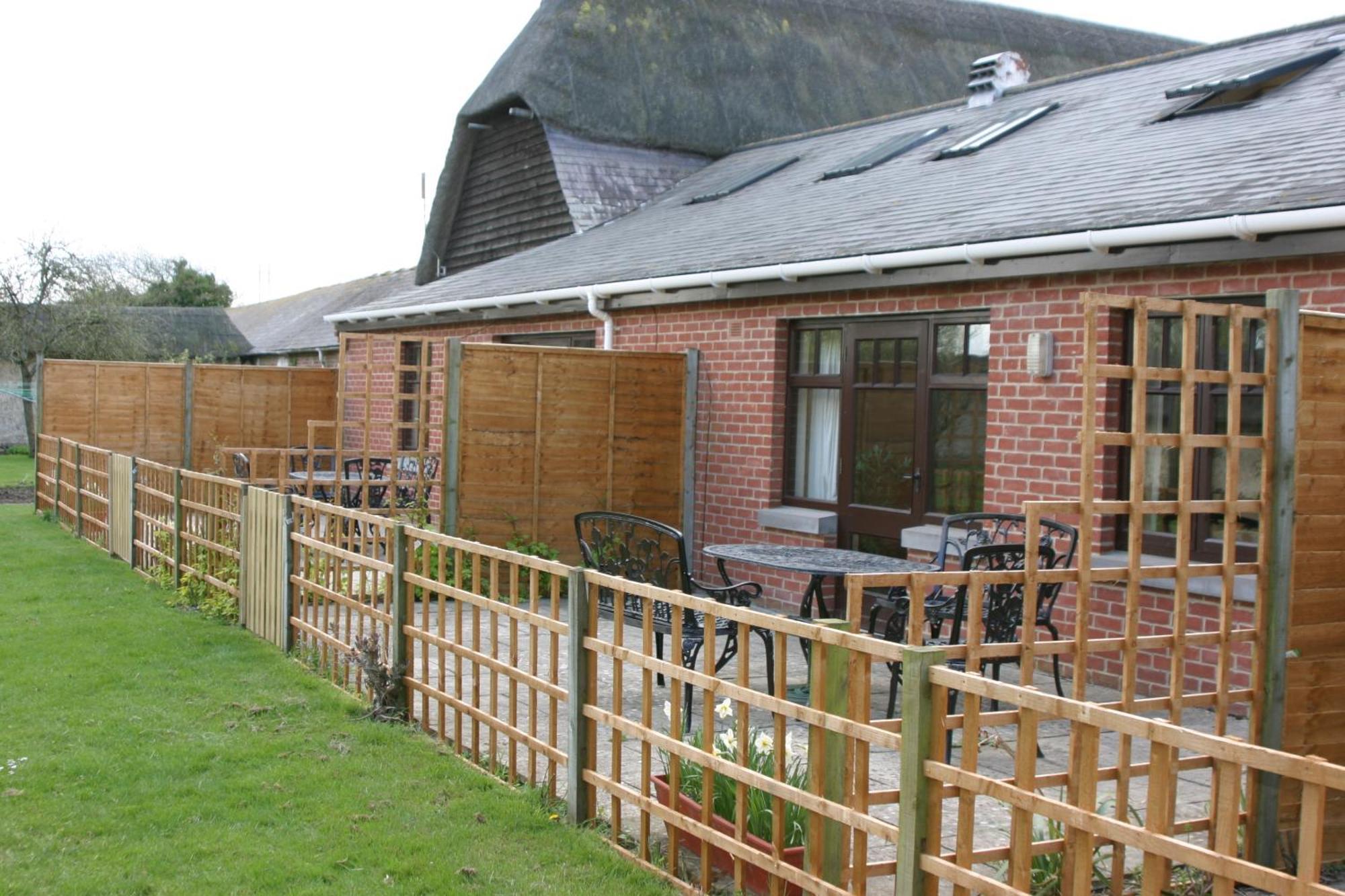 The Old Stables Self Catering Salisbury Exterior foto